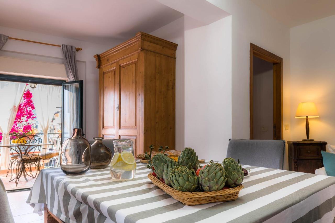 Case Borgo Vacanze Letojanni Bagian luar foto
